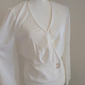 NWT - Finders Keepers - White Wrap Top, Size M